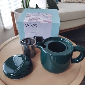 20oz Tea Pot w/ Strainer